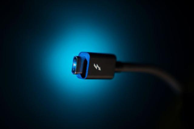 USB4 標(biāo)準(zhǔn)開(kāi)發(fā)完成，高速度大容量成數(shù)據(jù)恢復(fù)難題縮略圖